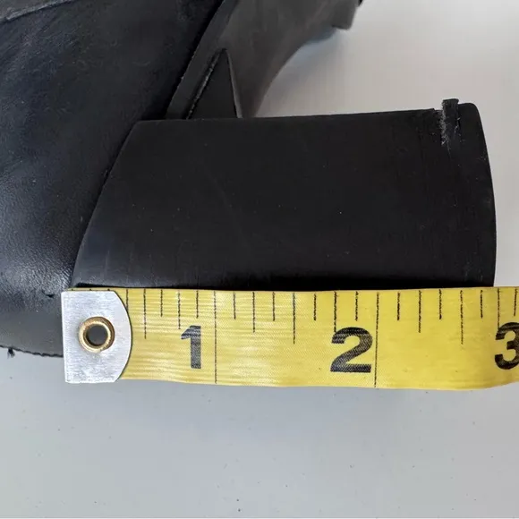 Vintage 90s Y2K Leather Chunky Square Toe Block Heel Boot Whimsy Goth size 8
