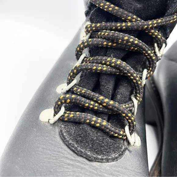 Vintage Blondo Waterproof Leather Lug Sole Lace Up Chunky Boots