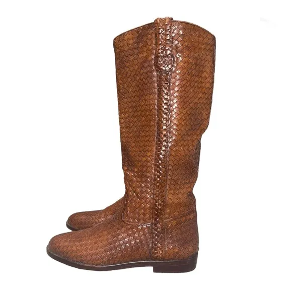 Vintage Cole Haan Country Women's boots size 6.5 B