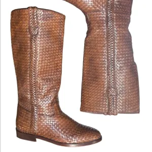 Vintage Cole Haan Country Women's boots size 6.5 B