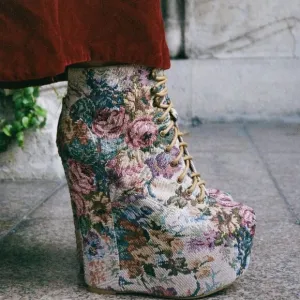 Vintage Floral Tapestry Wedge Platform Victorian Regency Era Ankle Booties 7