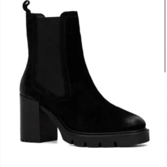 Vintage Foundry Penelope Chelsea Bootie Size 10