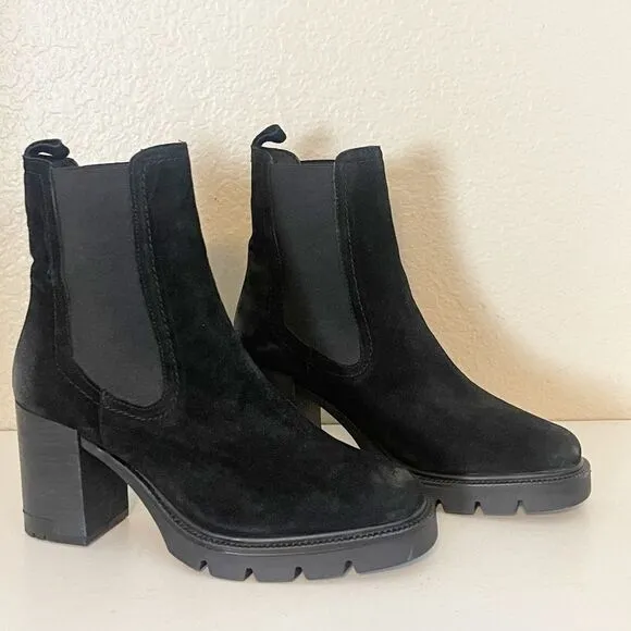 Vintage Foundry Penelope Chelsea Bootie Size 10