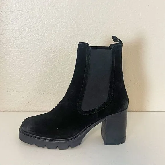 Vintage Foundry Penelope Chelsea Bootie Size 10