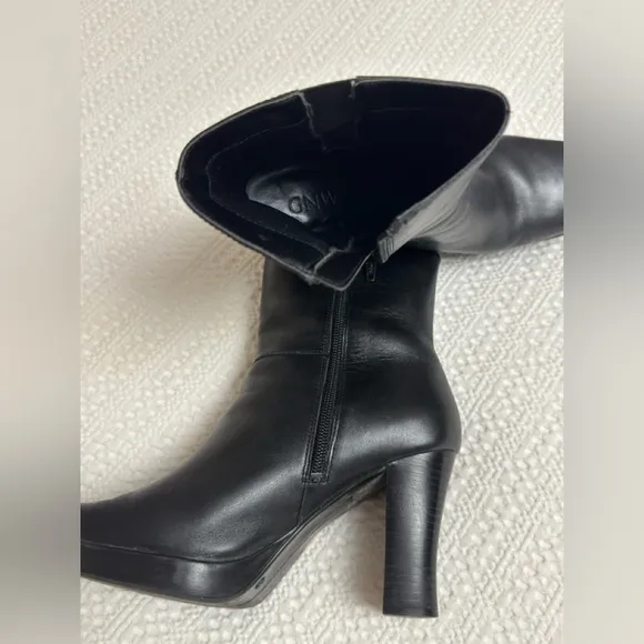 Vintage GNW Black Leather Ankle Boots Size 8 Retro Streetwear Side Zip