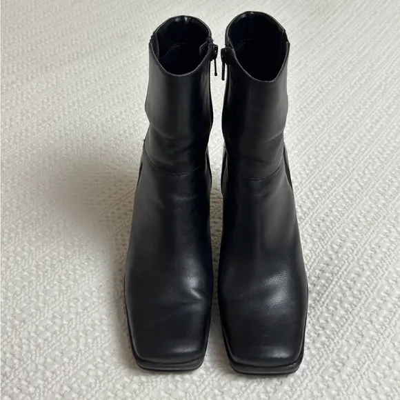 Vintage GNW Black Leather Ankle Boots Size 8 Retro Streetwear Side Zip