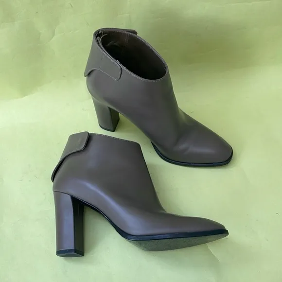 Vintage Grayish Brown Via Spiga All Leather Ankle Boots with Chunky Heel