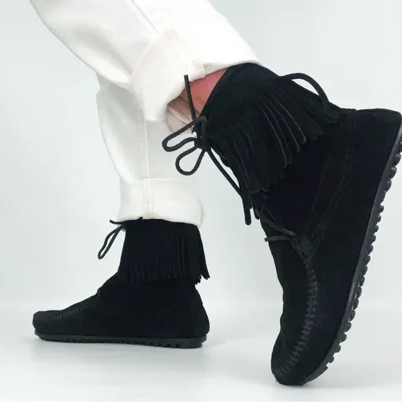 Vintage Minnetonka Fringed Lace-Up Suede Moccasin Boots
