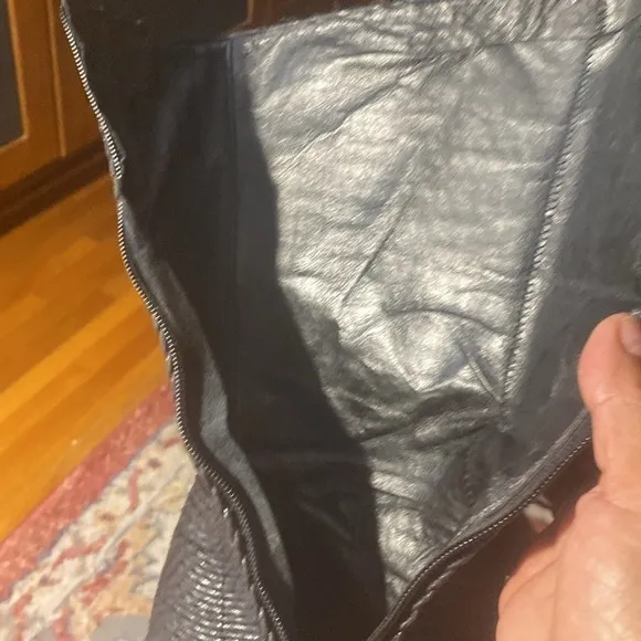 VINTAGE , unique,made in Madrid,SPAIN, just beautiful, leather inside.