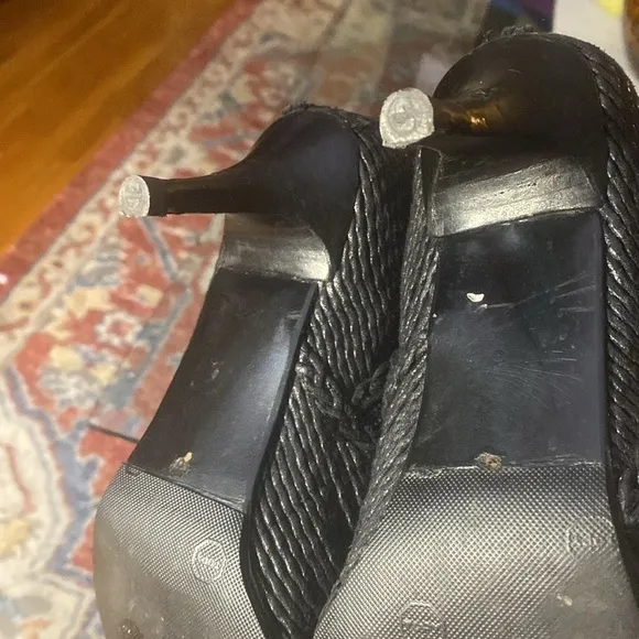 VINTAGE , unique,made in Madrid,SPAIN, just beautiful, leather inside.