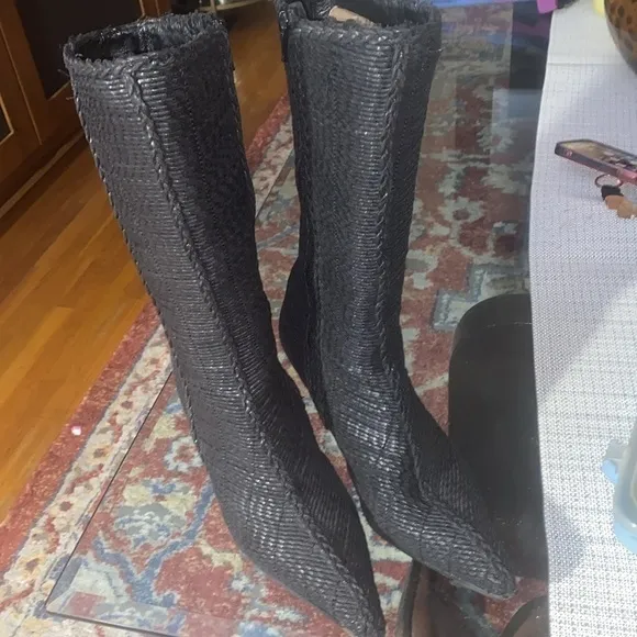 VINTAGE , unique,made in Madrid,SPAIN, just beautiful, leather inside.
