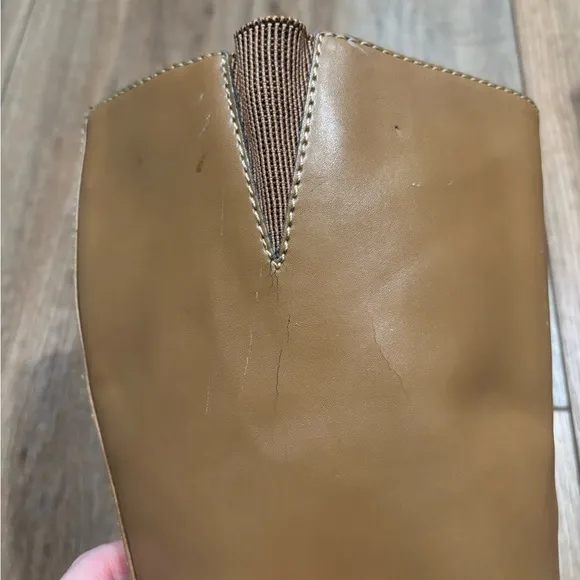 Vintage Y2K Bratz Tan Leather Chunky Heel Boots