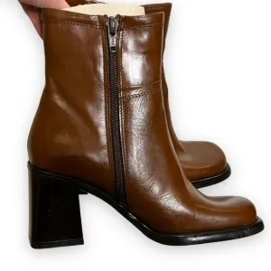 Vintage Y2K DEADSTOCK New Aldo Ankle Chunky Heel Square Toe Boots Size 6 36