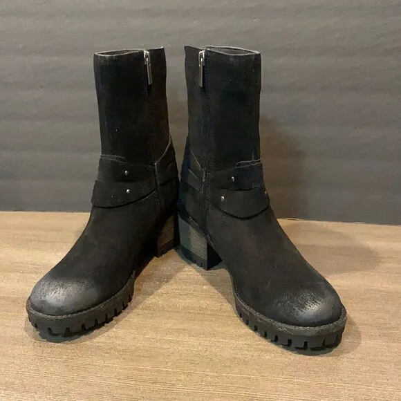 Vintage Foundry Boots Size 8.5
