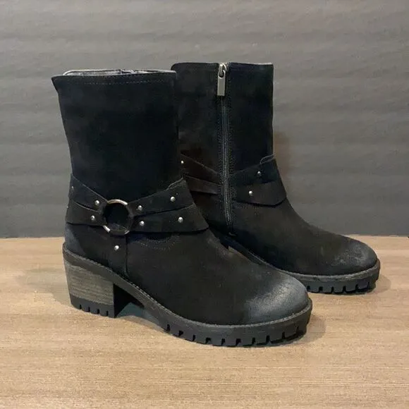 Vintage Foundry Boots Size 8.5