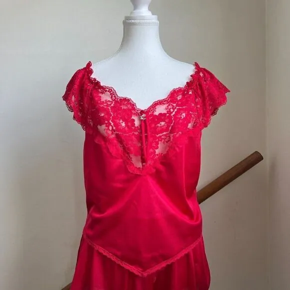 Vintage red satin lace bedroom set shorts top coquette chic 100% nylon
