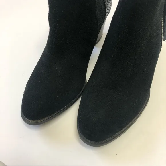 Vionic Anne black side zip booties.