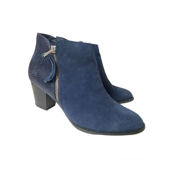 Vionic Blue Suede/ Crocodile  Ankle Boots Sz 8.5