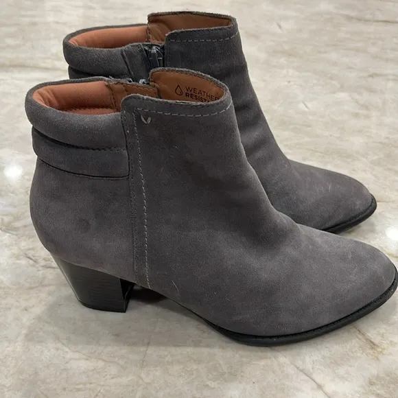 Vionic | Jessie Suede Almond Toe Heeled Booties | Charcoal Grey | Women's Size 9