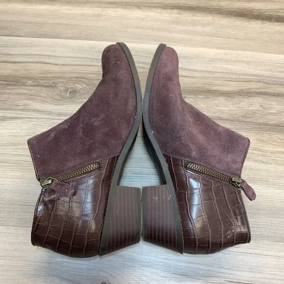 Vionic Marissa Boots Womens Size 8 Purple Suede Croc Zip Up Ankle Booties