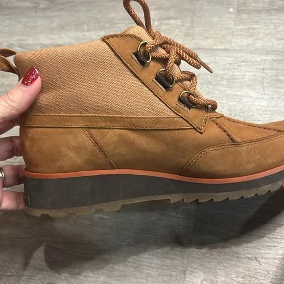 VIONIC NOLAN WATERPROOF HIKER BOOT Sz 7
