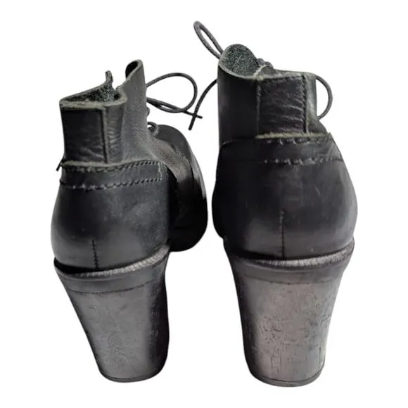 Vtg 1990s MIA Black Leather Chunky Block Heel Chukka Lace Up Ankle Boots Sz 9