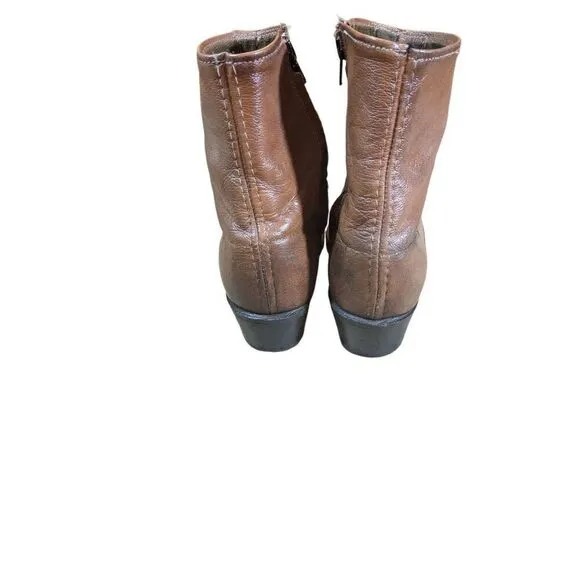 VTG 70s mens leather ankle boots. Size 8.5 E in good condition.