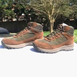 Waterproof Hiker Boots . Size 11 1/2 . Benedict . Ozark Trail . New in Box