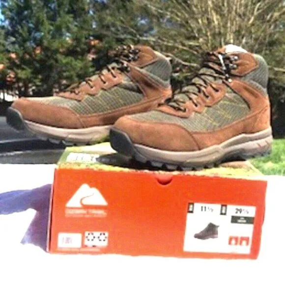 Waterproof Hiker Boots . Size 11 1/2 . Benedict . Ozark Trail . New in Box
