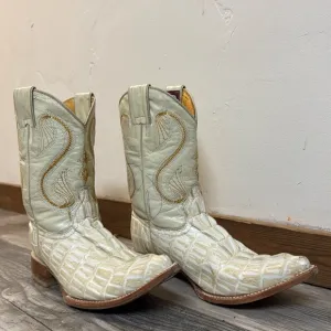 white leather boots
