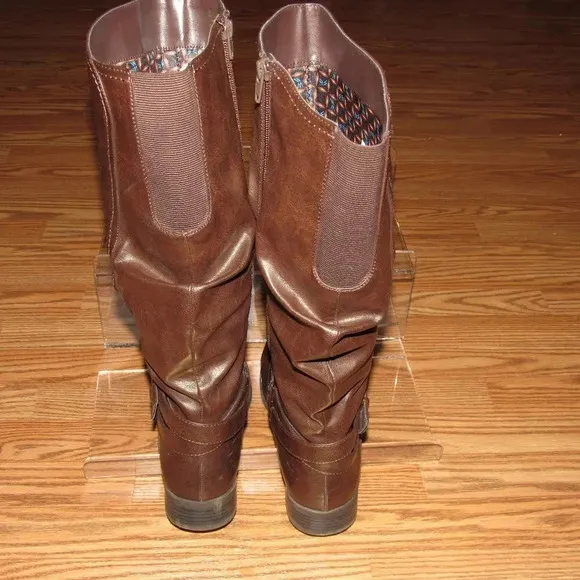 WHITE MOUNTAIN Layton Riding Brown Boots Size 10M