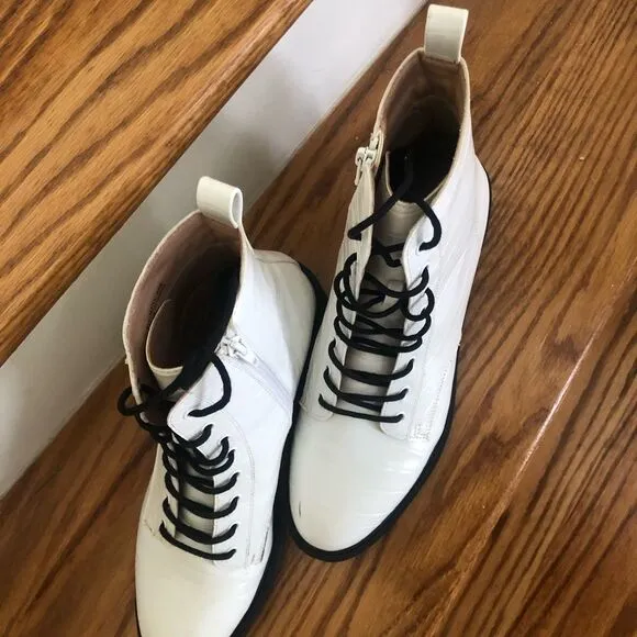 White Fashion Boots Size 10