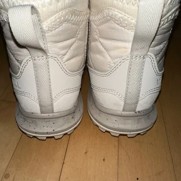 Women's Antora 3 Thermo Mid Zip Waterproof boots, 10, PG