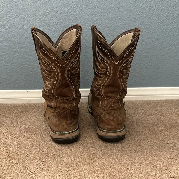 Women’s Ariat Waterproof boots ~ Size 8B