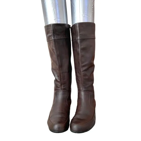 Women’s Boots CLARKS Brown Leather Riding Boots Zip Side Flat Riding Boots