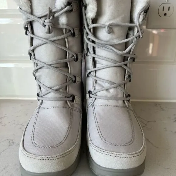 Womens Light Grey Snow Boots W/ Fleece Lining &amp; Insulated Soles By FreeShield Si