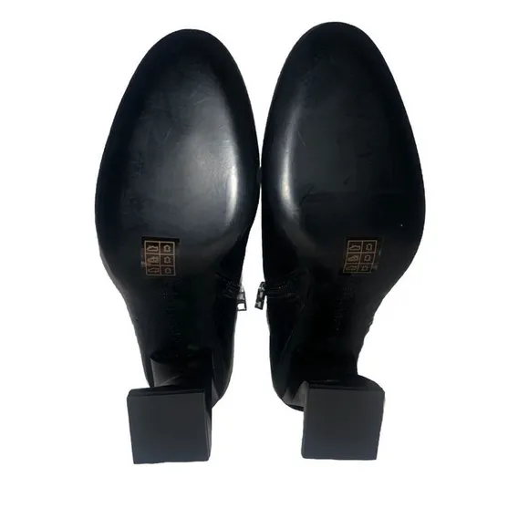 Women’s Opening Ceremony Twisted Heel Black Zip Up Boots Size 9.5
