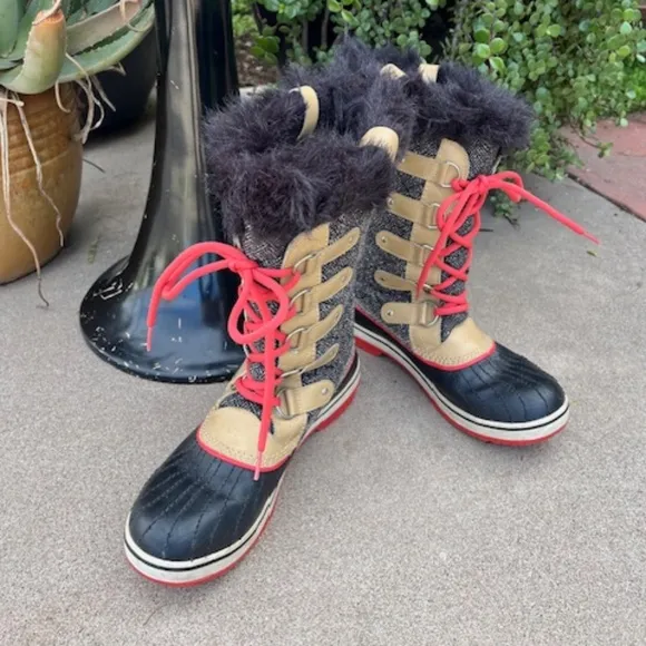 Women's Sorel Tofino Herringbone Waterproof Snow Boots - USA 9.5 / EUR 40.5