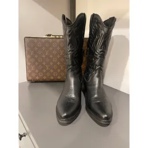 Women's Steve Madden Cowboy Boots, Black, Size 9.5