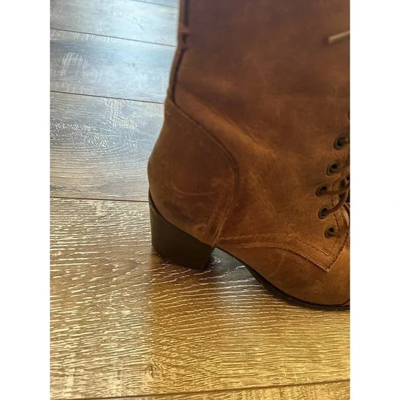 Women's STEVE MADDEN Graanie Tan Leather Combat Chunky Heel Cap toe Boots 8M