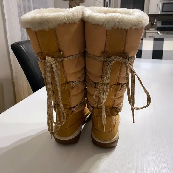 Women's Timberland Tan Leather Winter‎ Snow Boots Size 6 M Model 18388 2178
