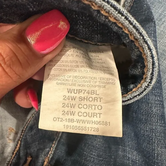 Wrangler Women's Aura Instantly Slimming Jeans - Blue Flare New without Tags 24