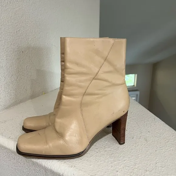 Y2K Tan‎ leather ankle boots wooden heel Square Toes  block heel booties size 5