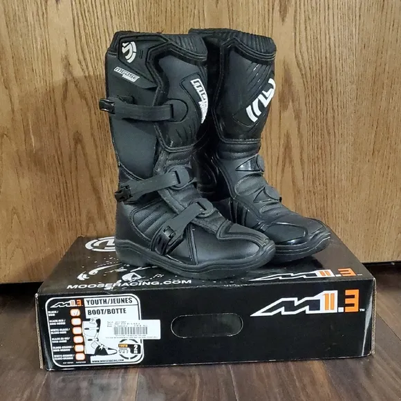 Youth Moose Black M1.3 Boots