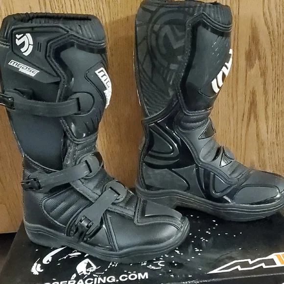 Youth Moose Black M1.3 Boots