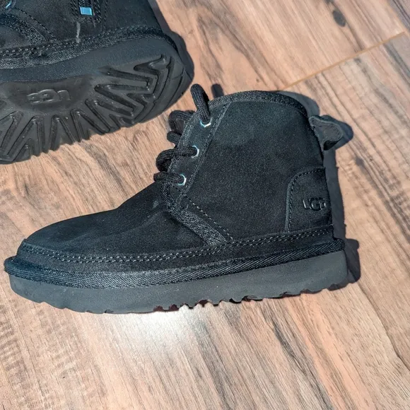 Youth Size 10 Black UGG Suede Neumel Ankle Boots.