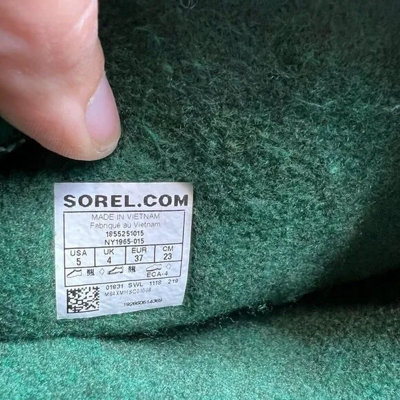 Youth Sorel Flurry Snow Winter Boot Sz US  5 EUR 37 BLACK RED $70 MSRP