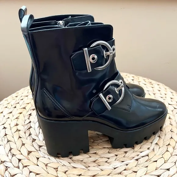 ZARA black leather mid-chunky rubber heel studded boots with track ankle buckles