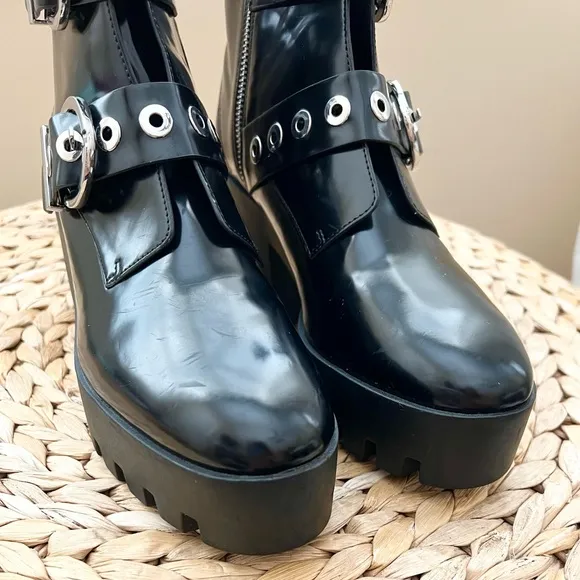 ZARA black leather mid-chunky rubber heel studded boots with track ankle buckles