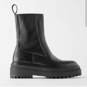 Zara Genuine Leather Lug Sole Ankle Boots